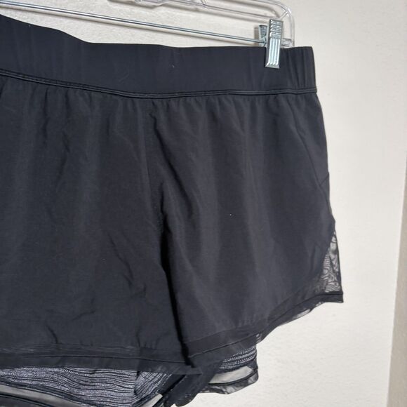 Lululemon Two With One Reversible Shorts Women's 10 Black Mesh Printed Athletic - Picture 4 of 12